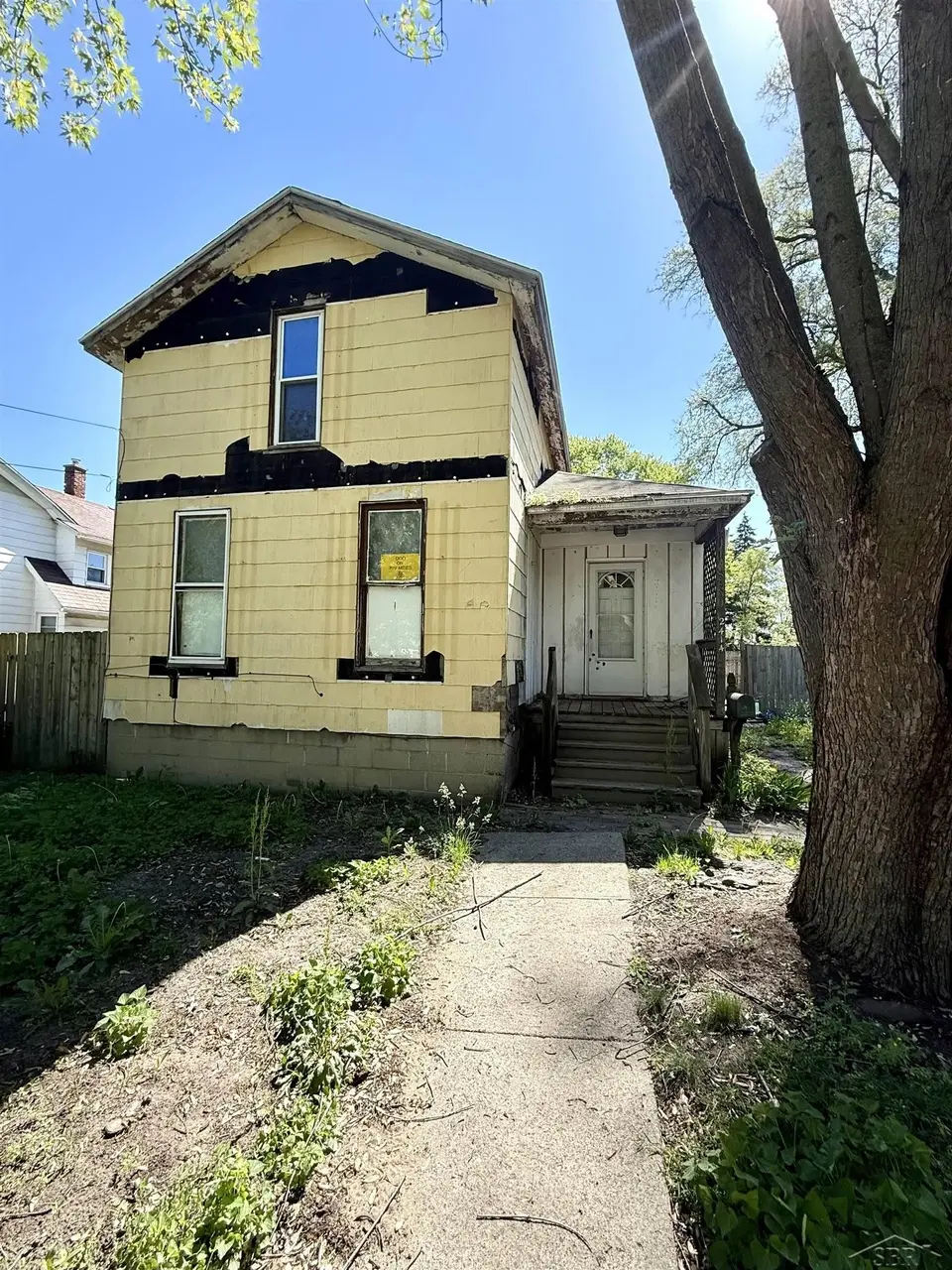 2414 Hermansau St