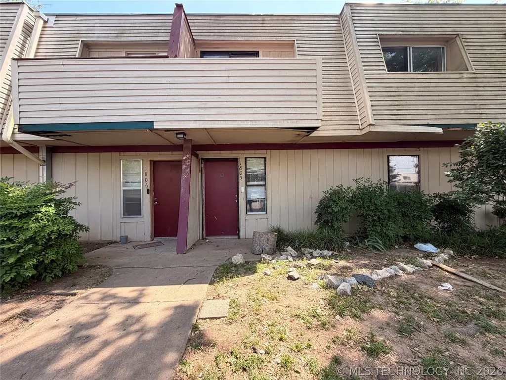 2216 E 66th Pl #1805