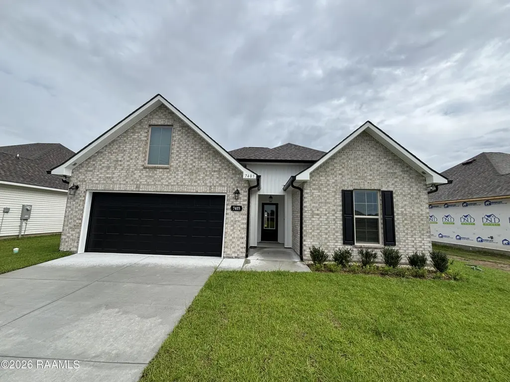 7403 Alley Oak Ln