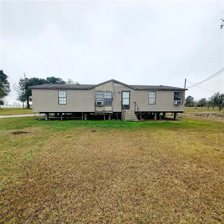 2158 Hwy 108 W