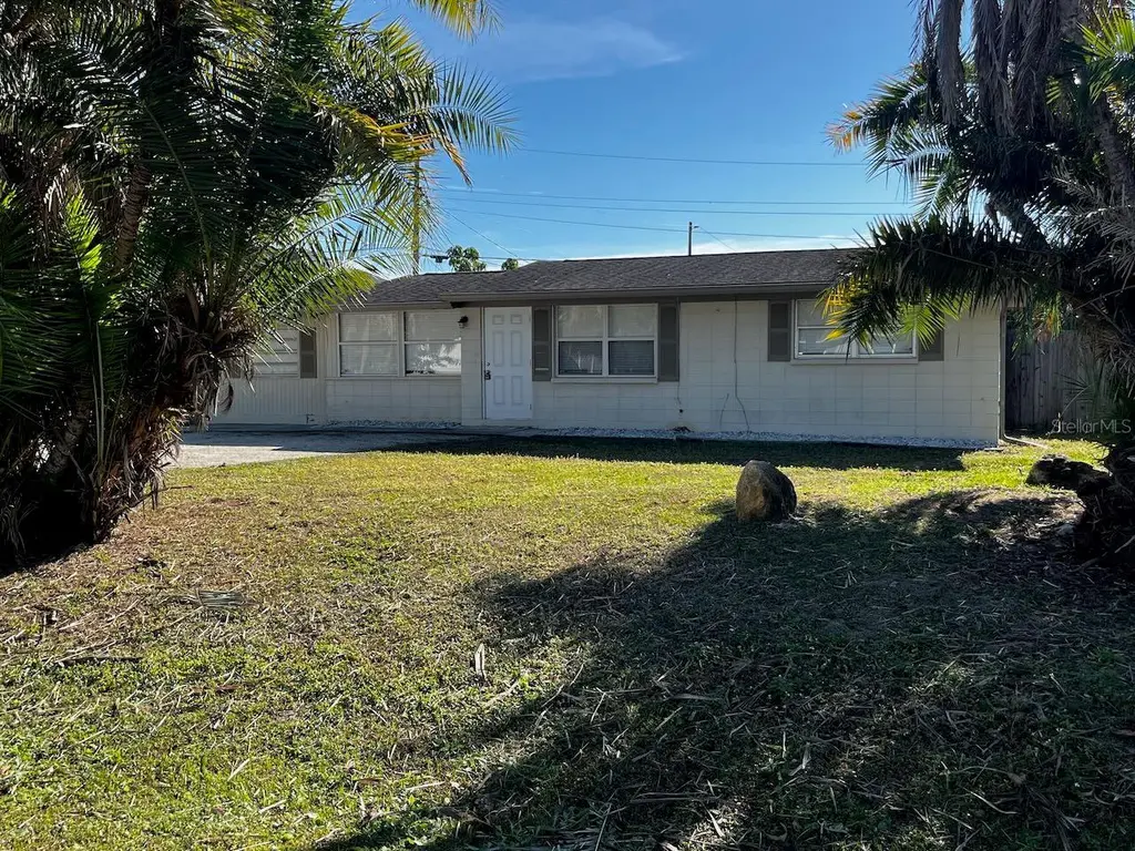 425 Palmetto Dr