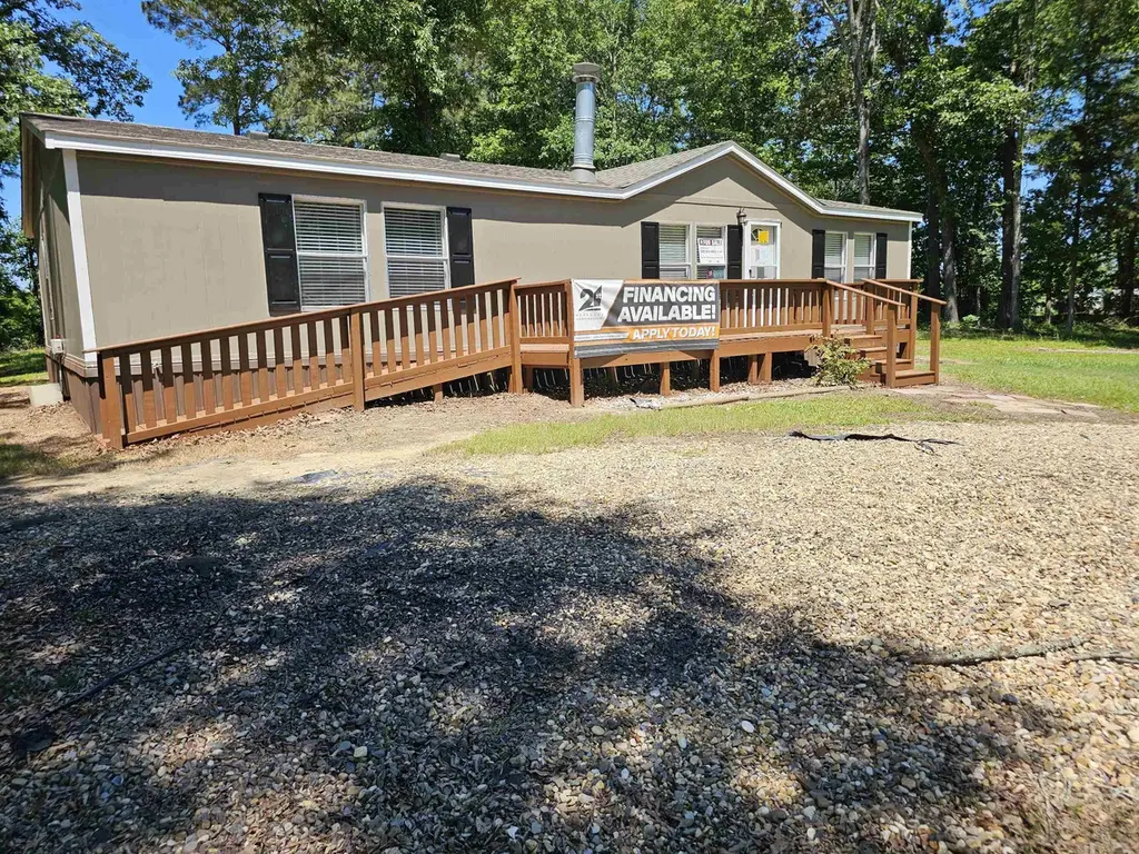 261 Private Road 1031