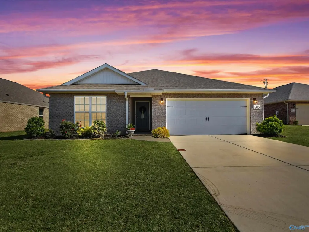205 Cherry Laurel Dr