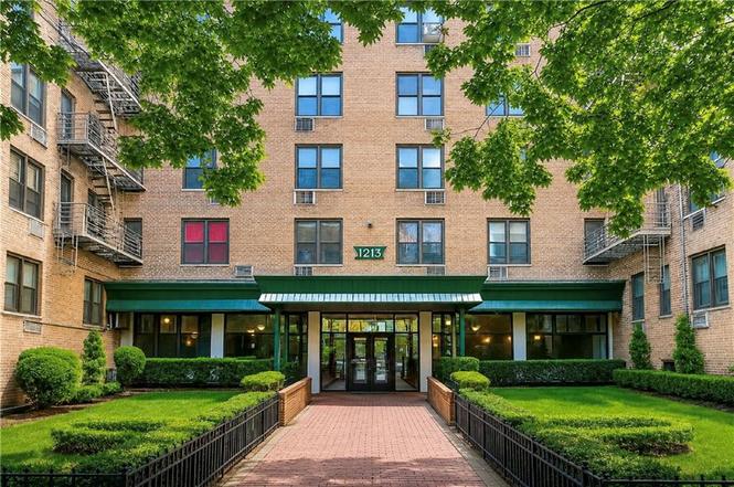 1213 Avenue Z Unit A24