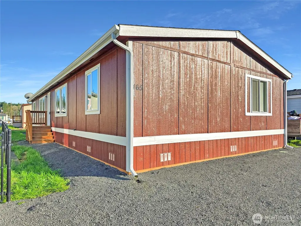 165 Nix Ln