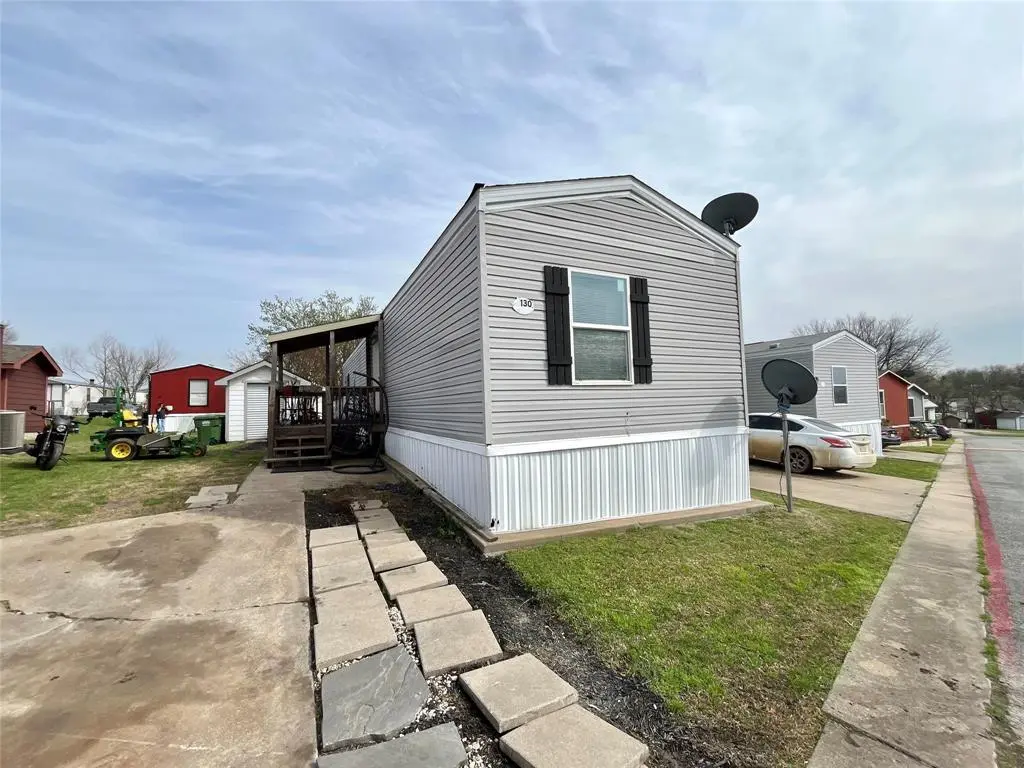 709 N Collins Fwy #130