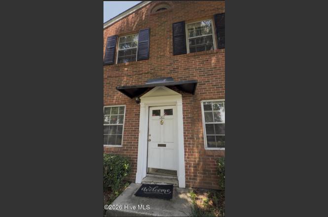 2846 Walton Way #22