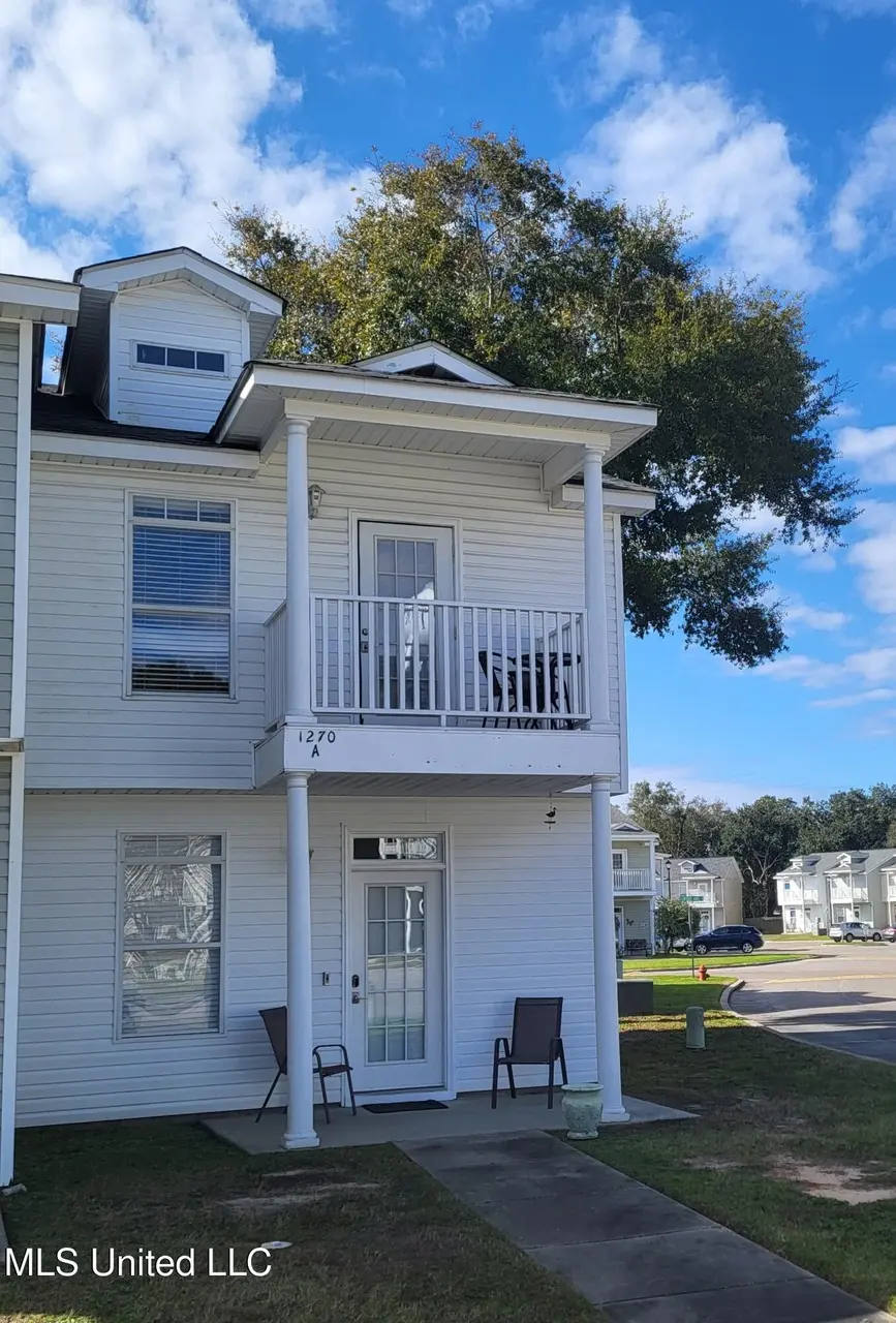1270 Century Oaks Dr Unit A