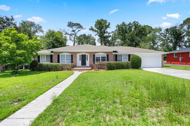 112 Breckenridge Dr