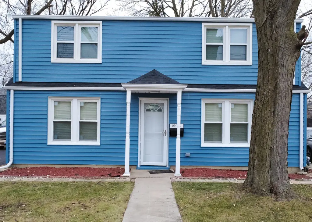 15915 Cottage Grove Ave