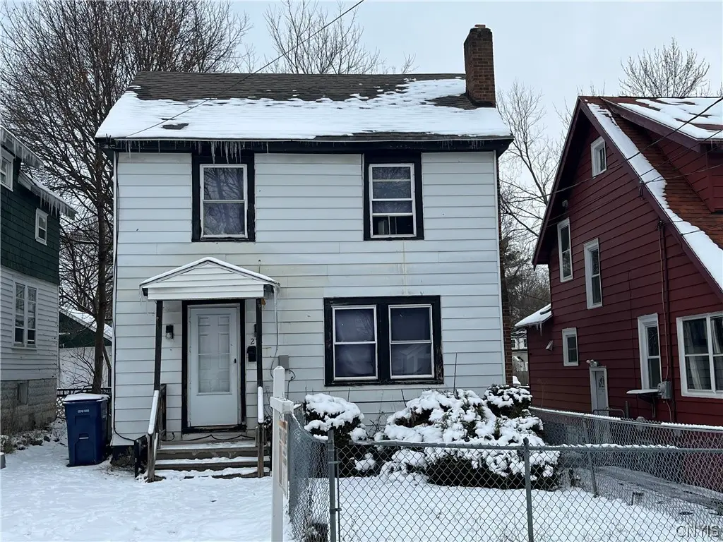 212 Rockland Ave
