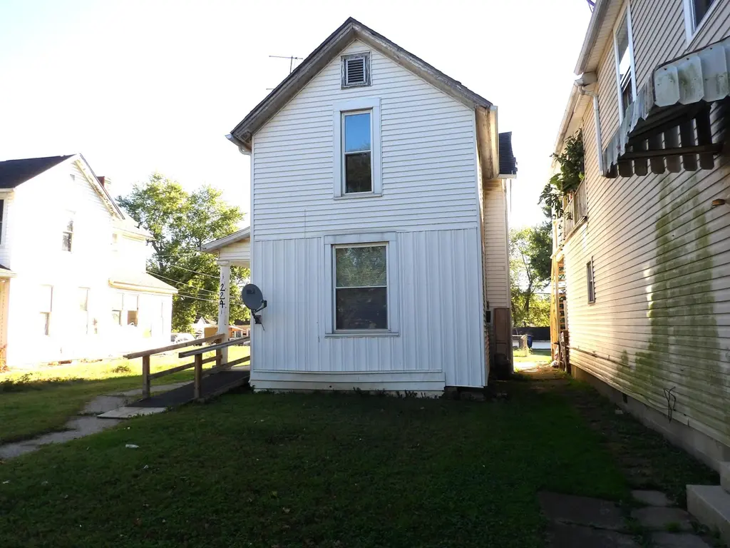 224 Harrison Ave
