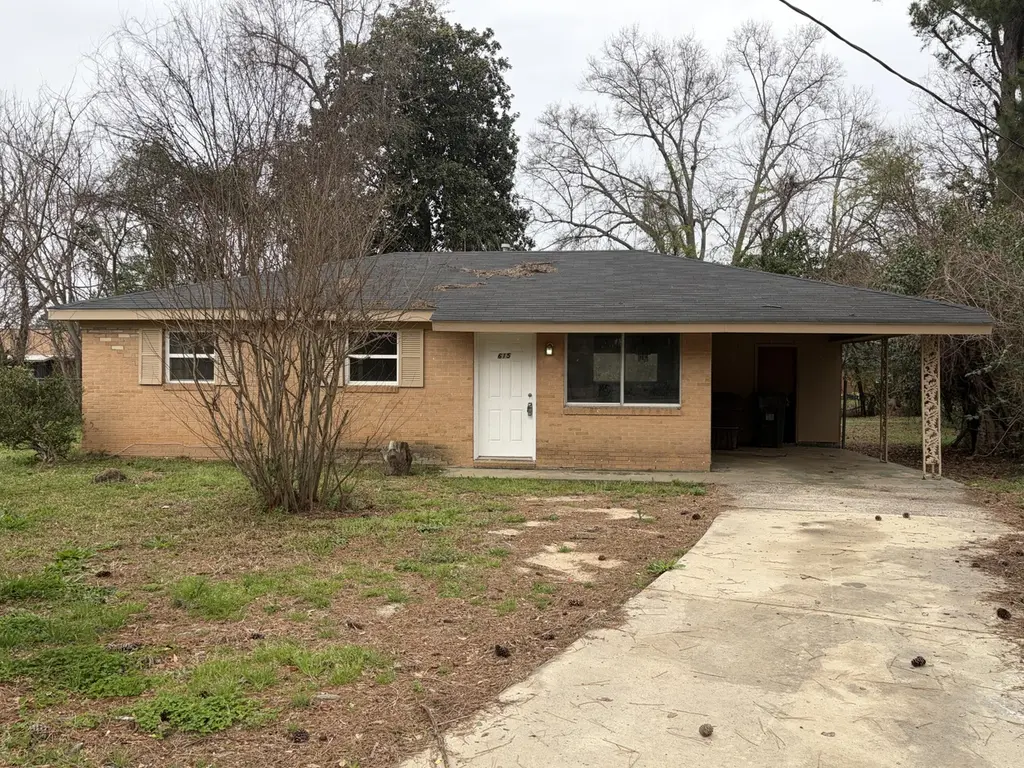 615 Sea Isle Dr