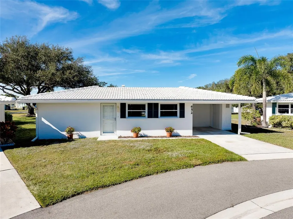 652 Circlewood Dr Unit T7