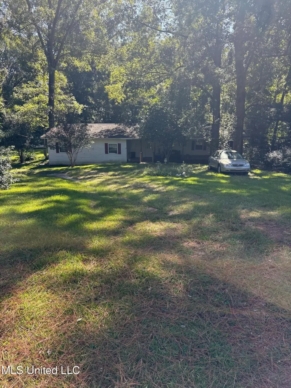 77 Magnolia Acres Rd