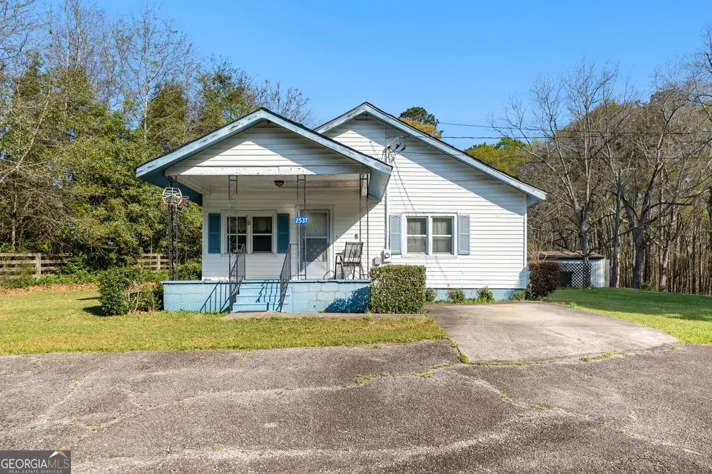 2537 Barnesville Hwy