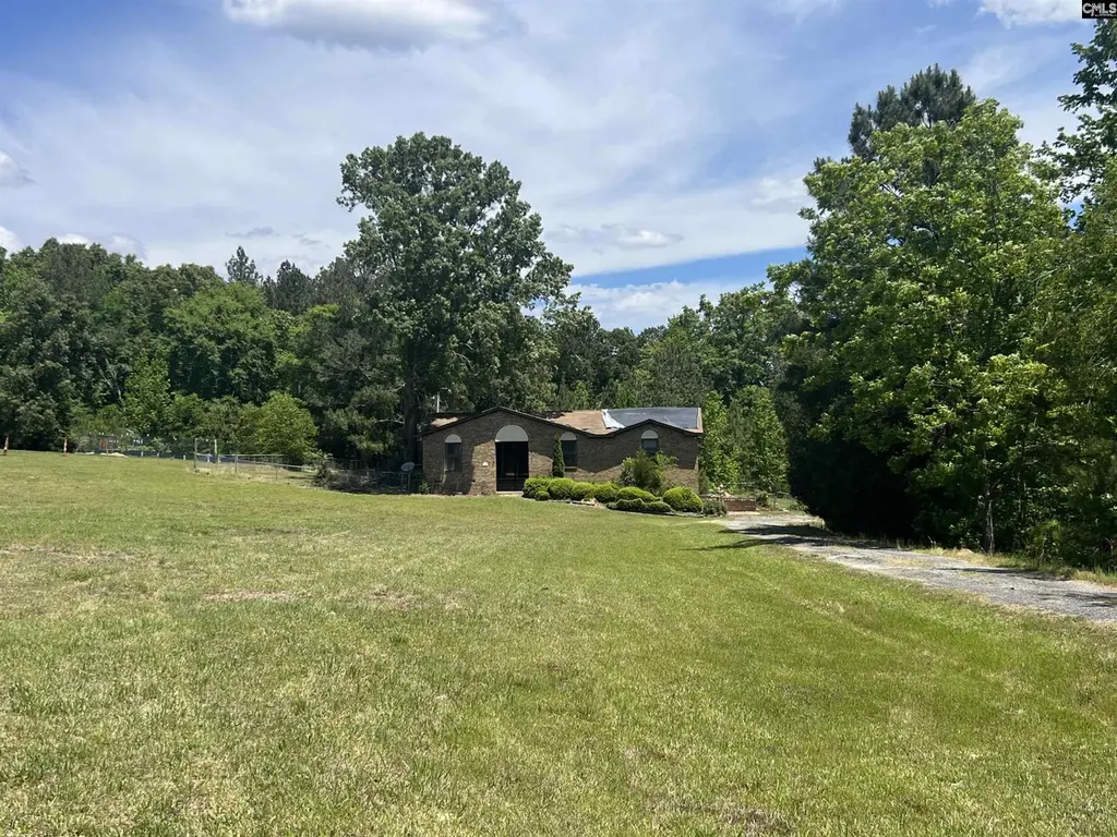 554 Woodland Rd