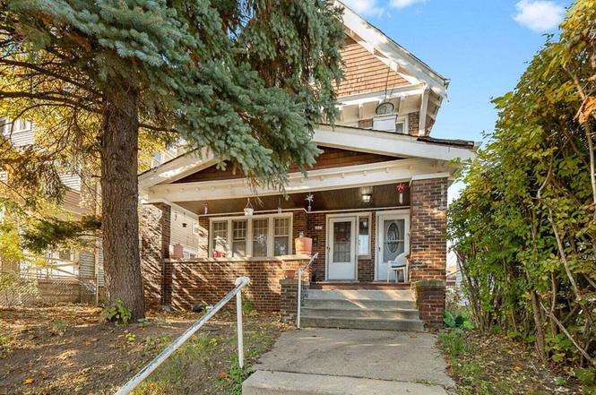 2607 N 40th St #2609