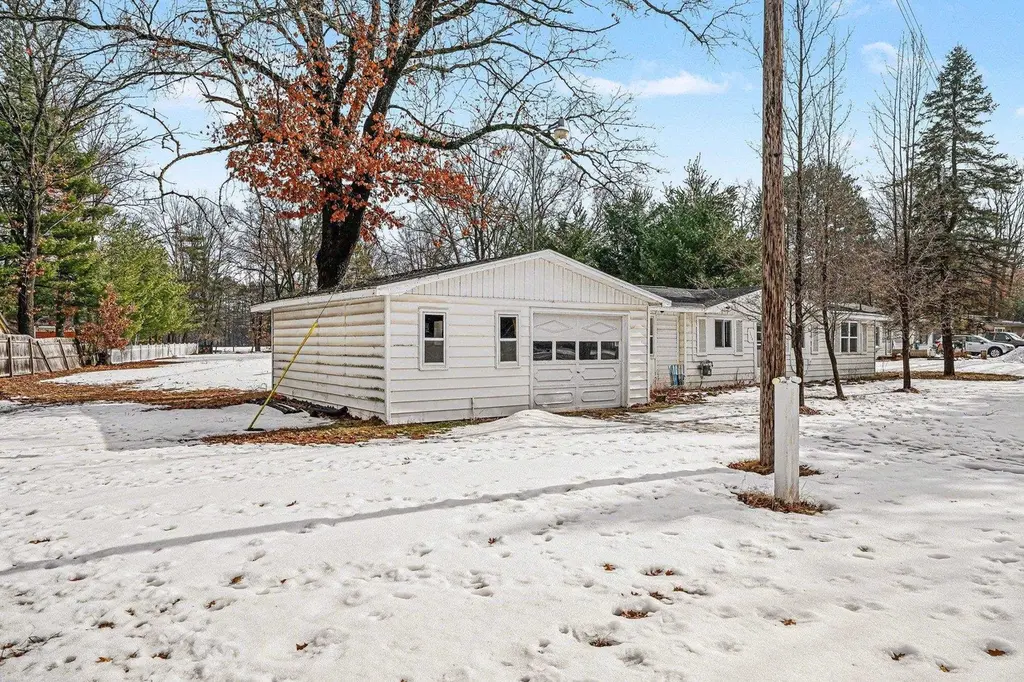 1654 Opland Rd
