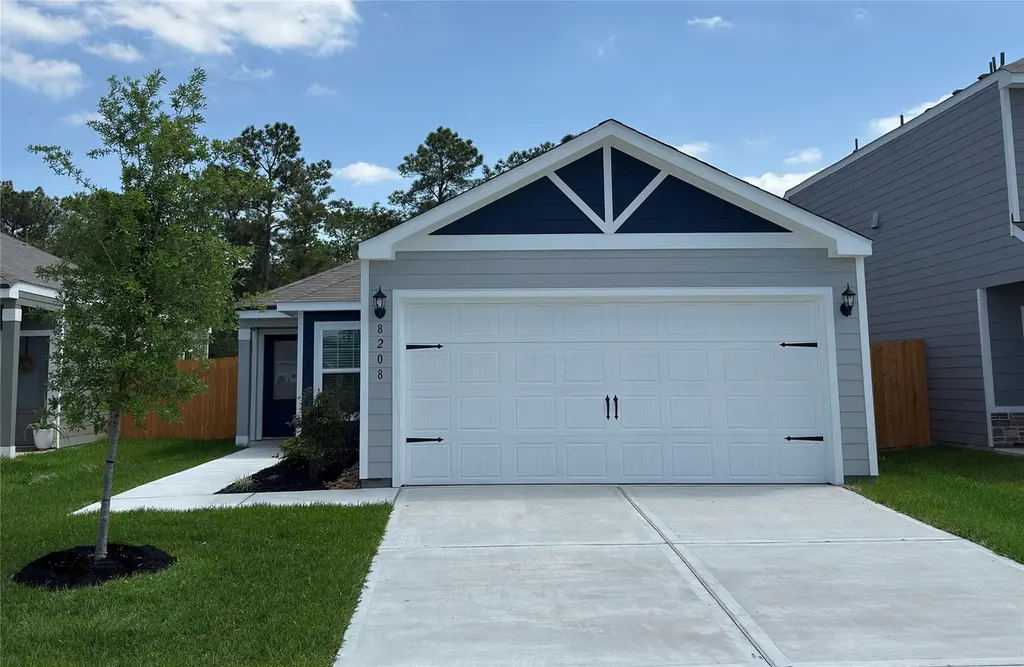8208 Sunberry Shadow Dr