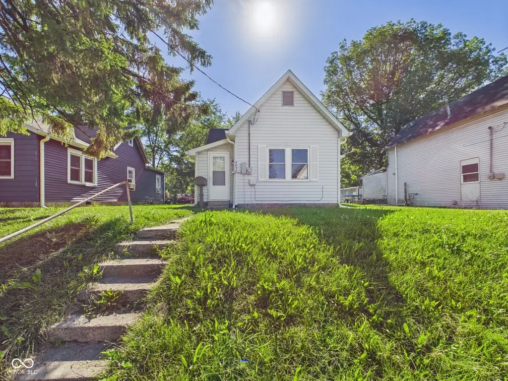 2636 Central Ave