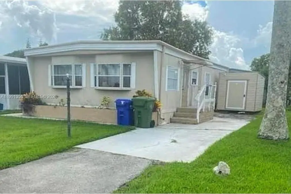 21730 NW 8th Ct