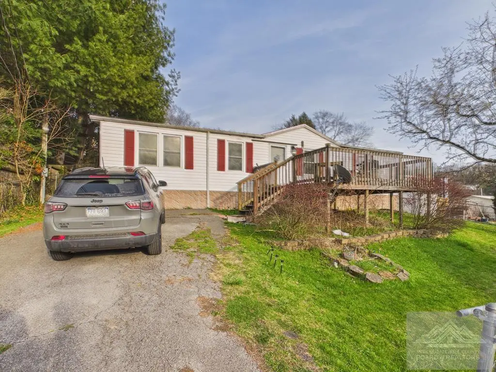 208 Riffe St