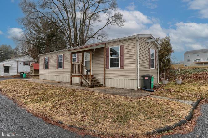 14 Shellie St