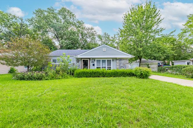 339 Shabbona Dr