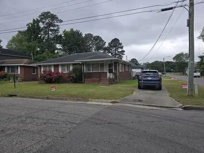 1608 Jackson Ave