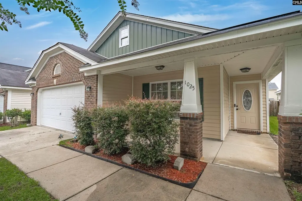 1025 Congaree Pointe Dr
