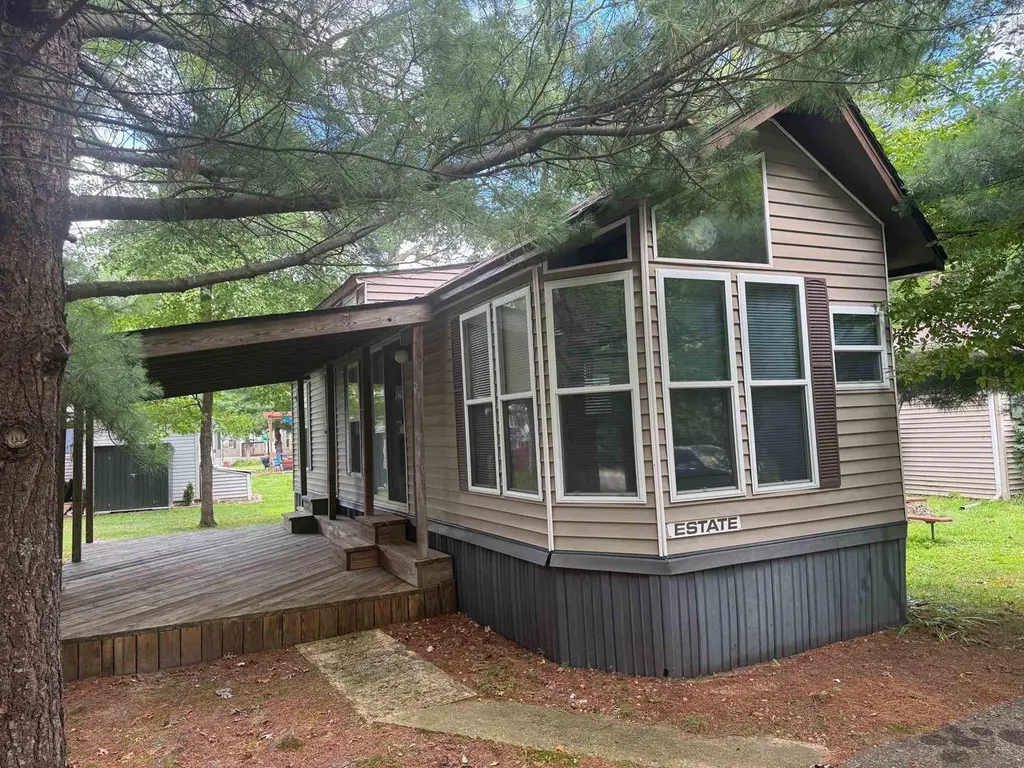 117 Misty Pines Dr