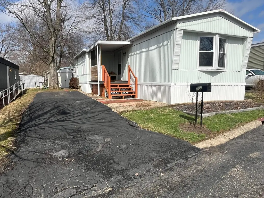 52 Estates Ln
