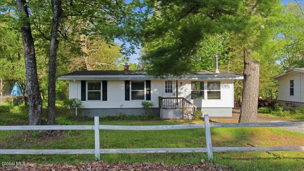 332 Stone Church Rd