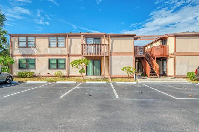 5026 Water Oak Dr #102