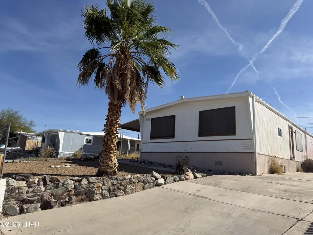 3068 Jennie Ln