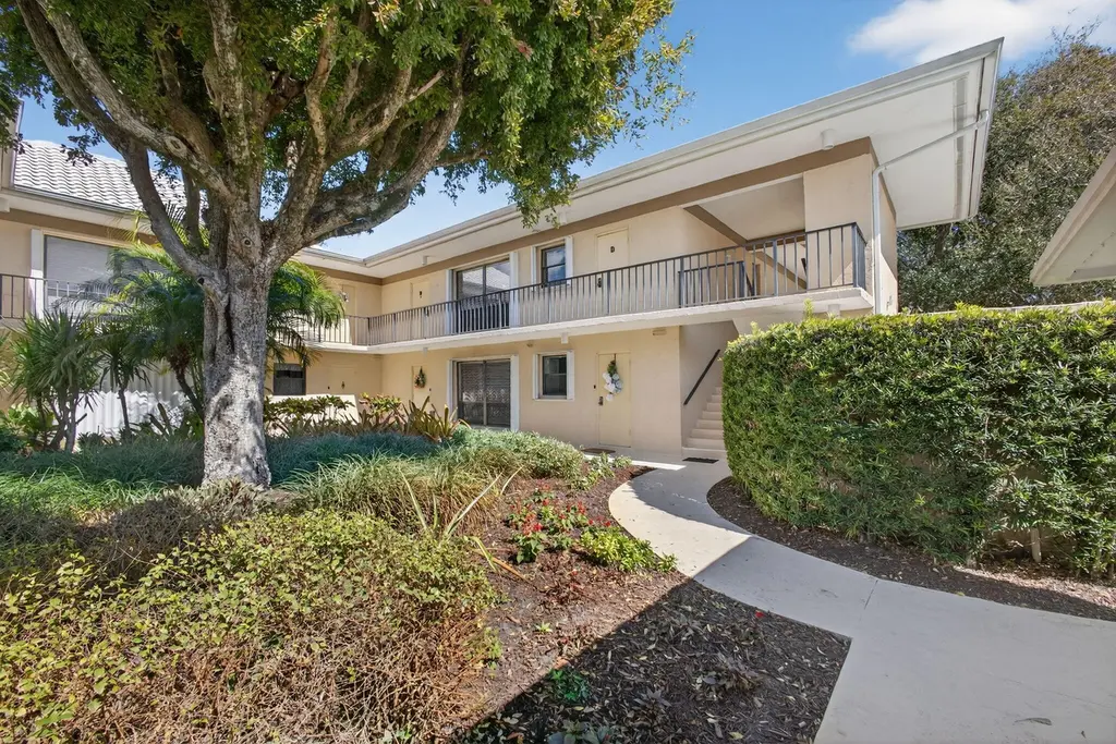 17 SE Turtle Creek Dr Unit D
