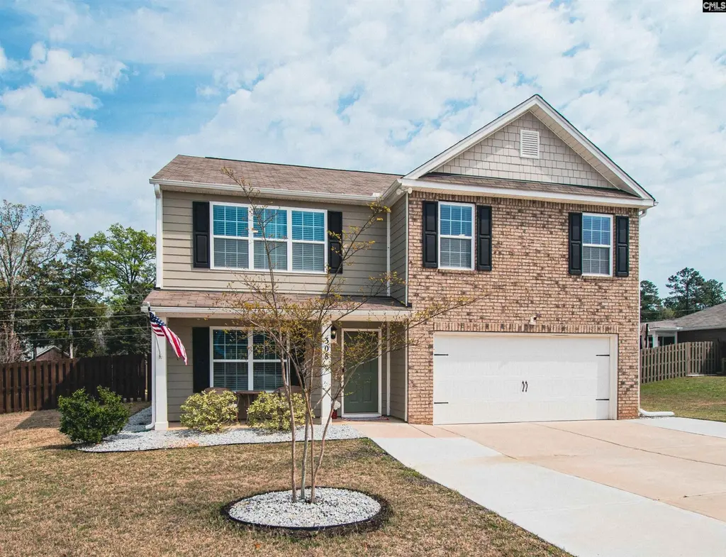 308 Throne Ct