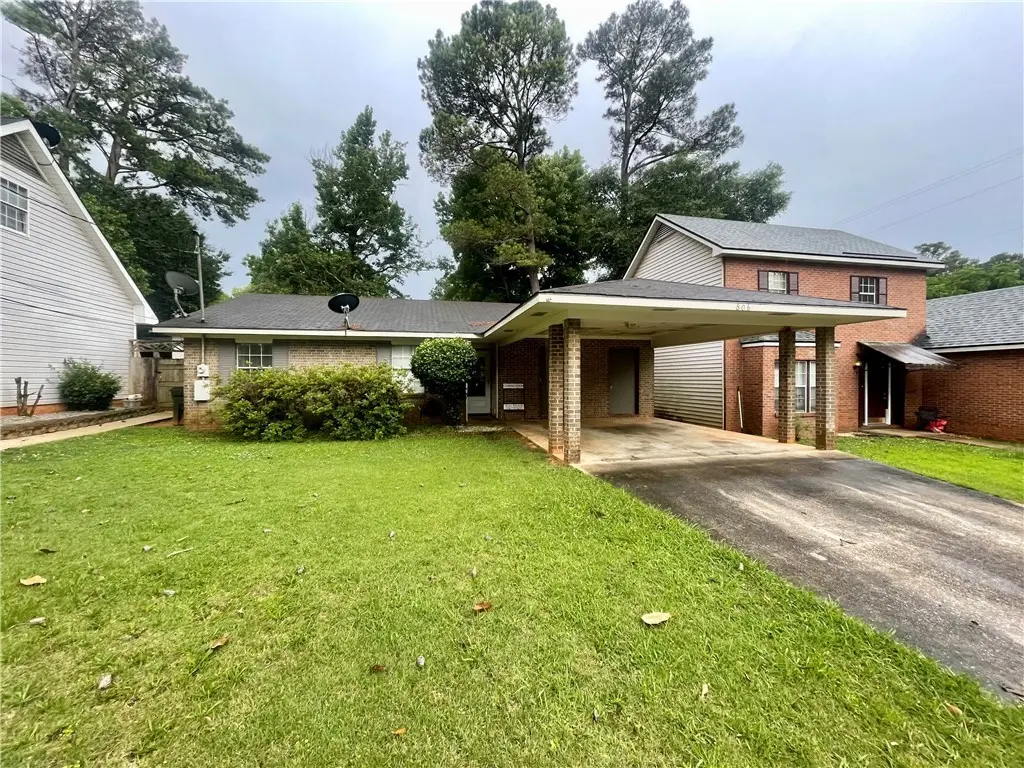 806 Choctaw Ave