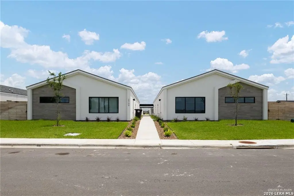 2709 Woodpecker Rd