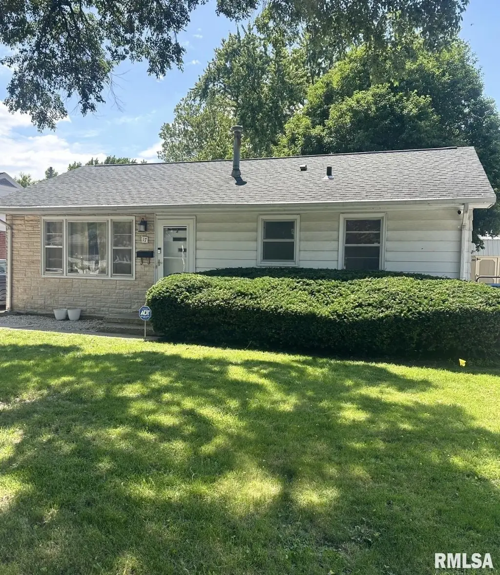 17 Midland Ct