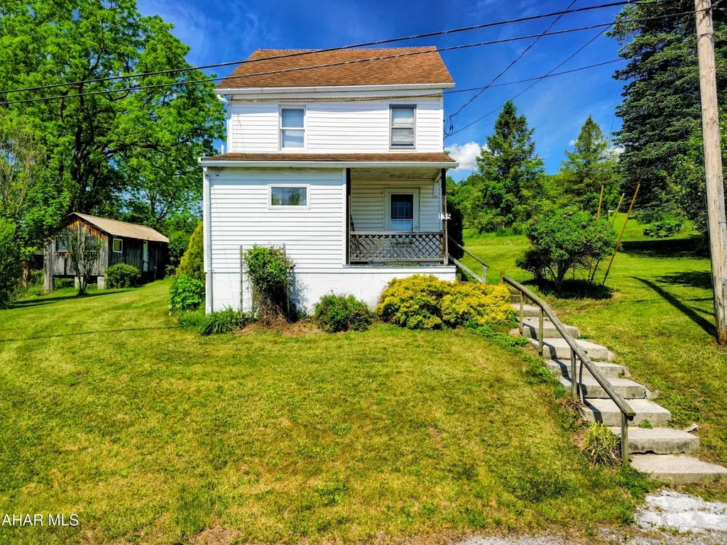 135 Mill St