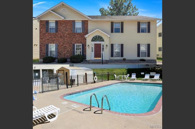 420 Cambridge Pl #2