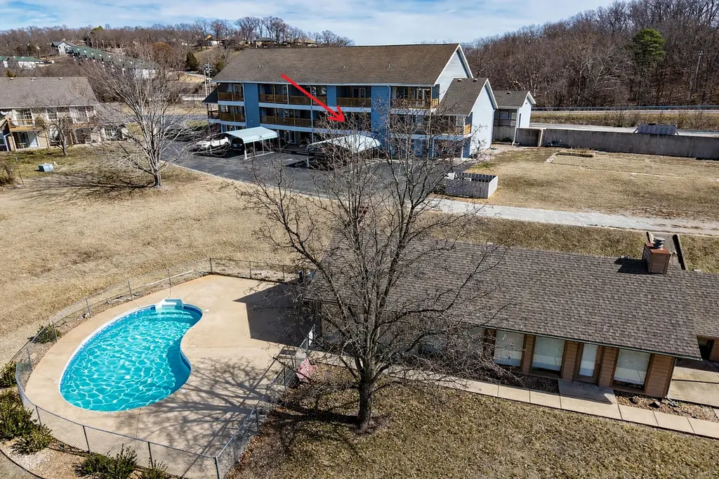110 Kimberling Shores Ln #6