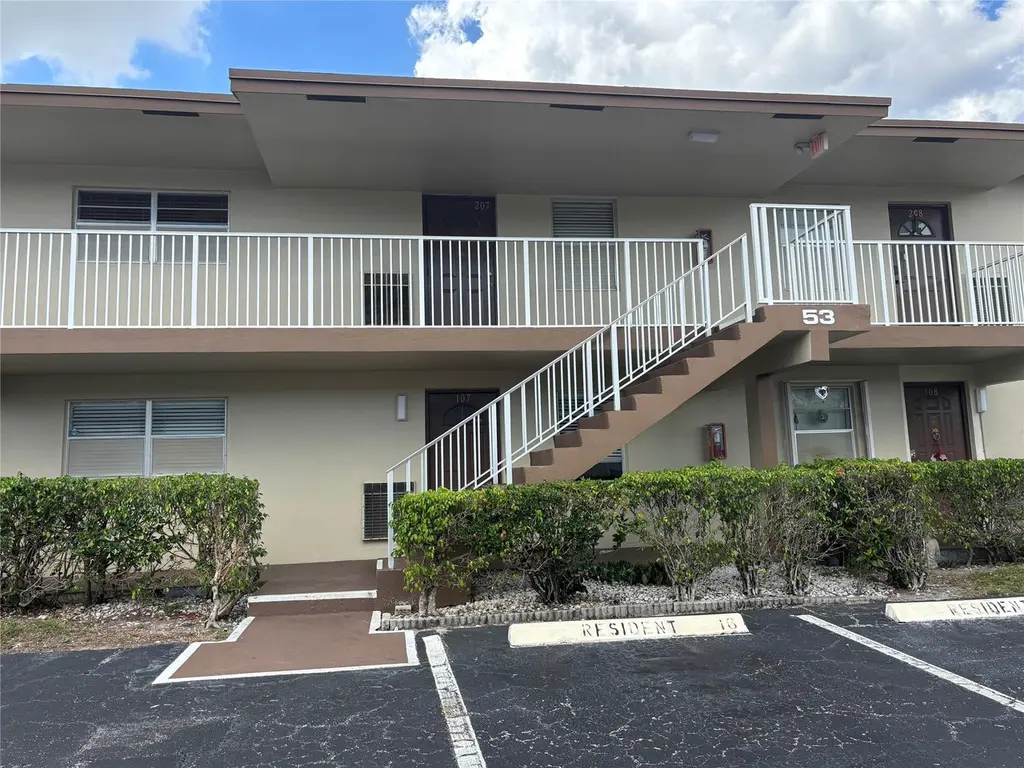 601 NW 78th Ter #107