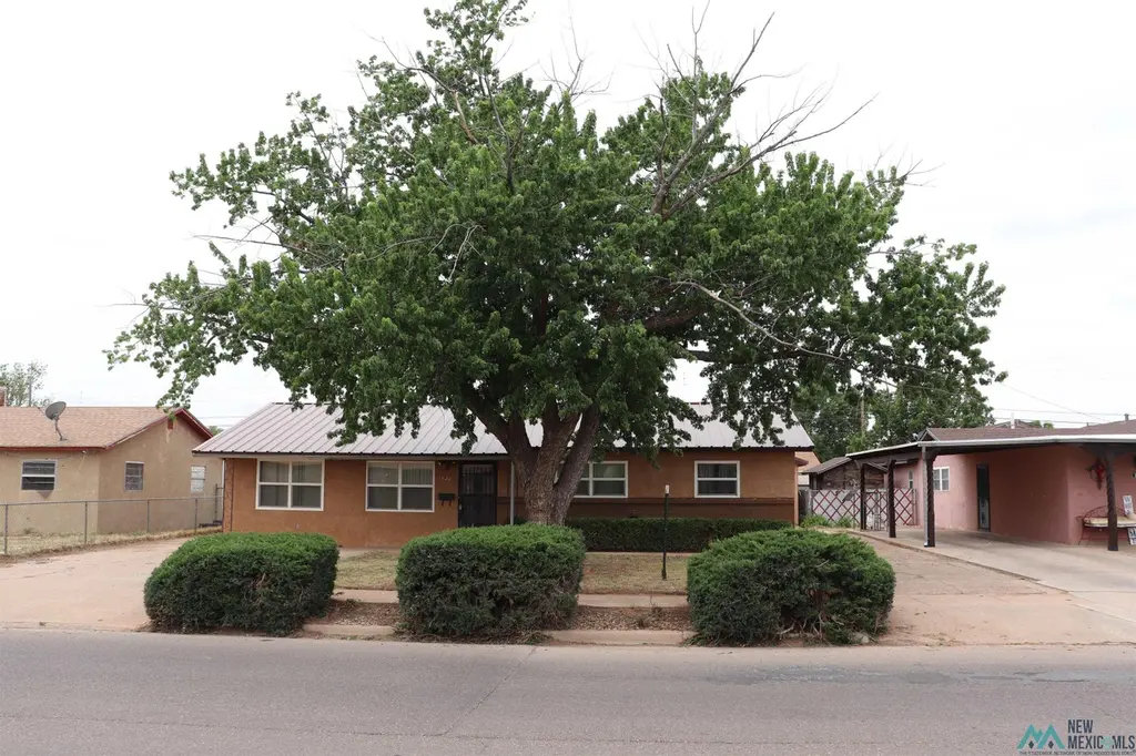 1020 Beta St