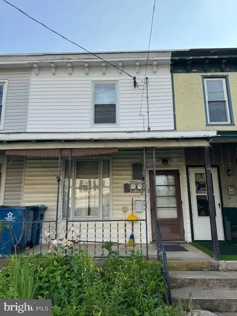 133 Maffitt St