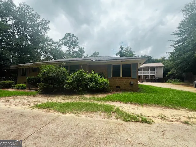 2445 Irwinton Rd