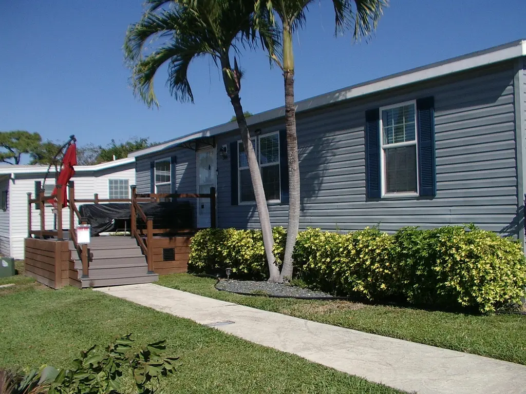 2555 Pga Blvd #314