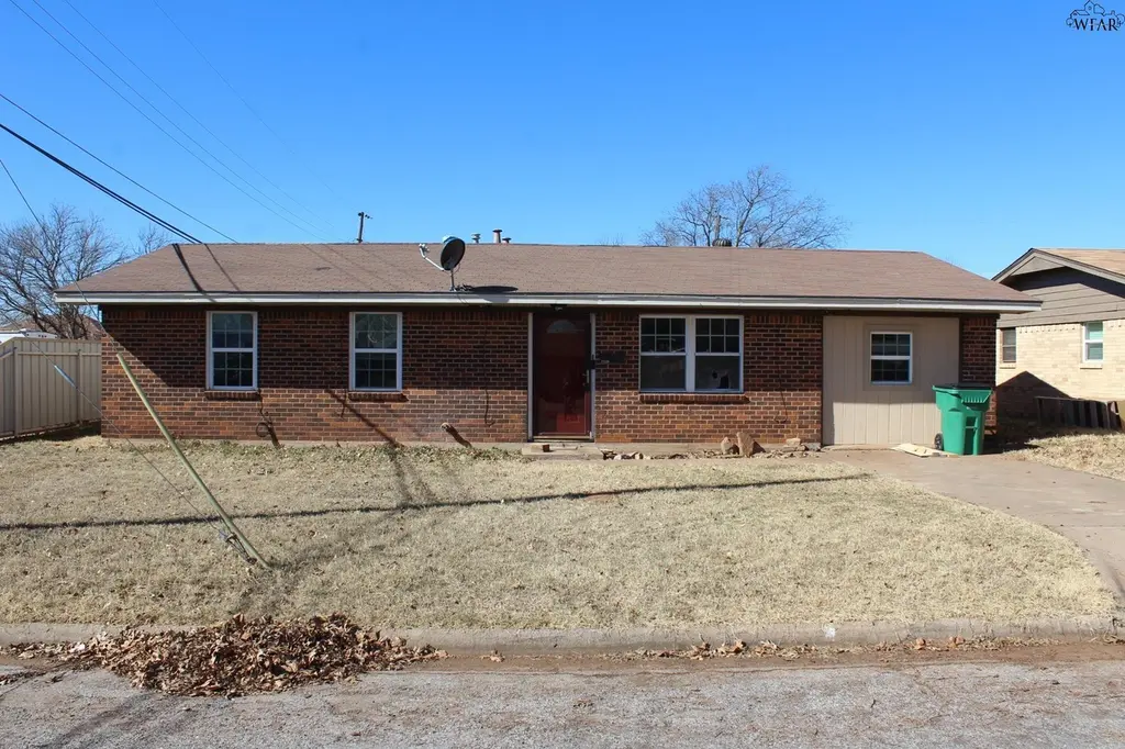 1120 Cheryl Dr